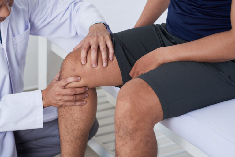 Getting Treated for a Knee Injury After a Workplace Accident